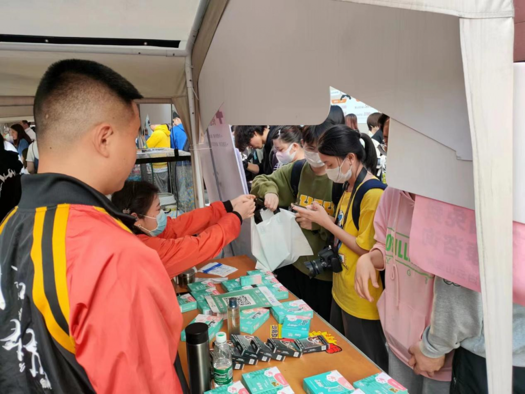 日韩精品亚洲电影天堂